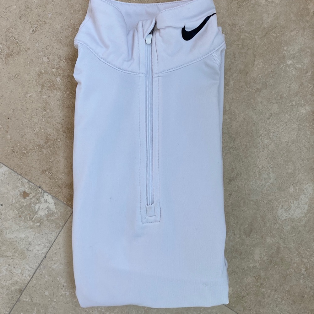 NIKE: DRI FIT- PRO COMBAT- PULLOVER- XS